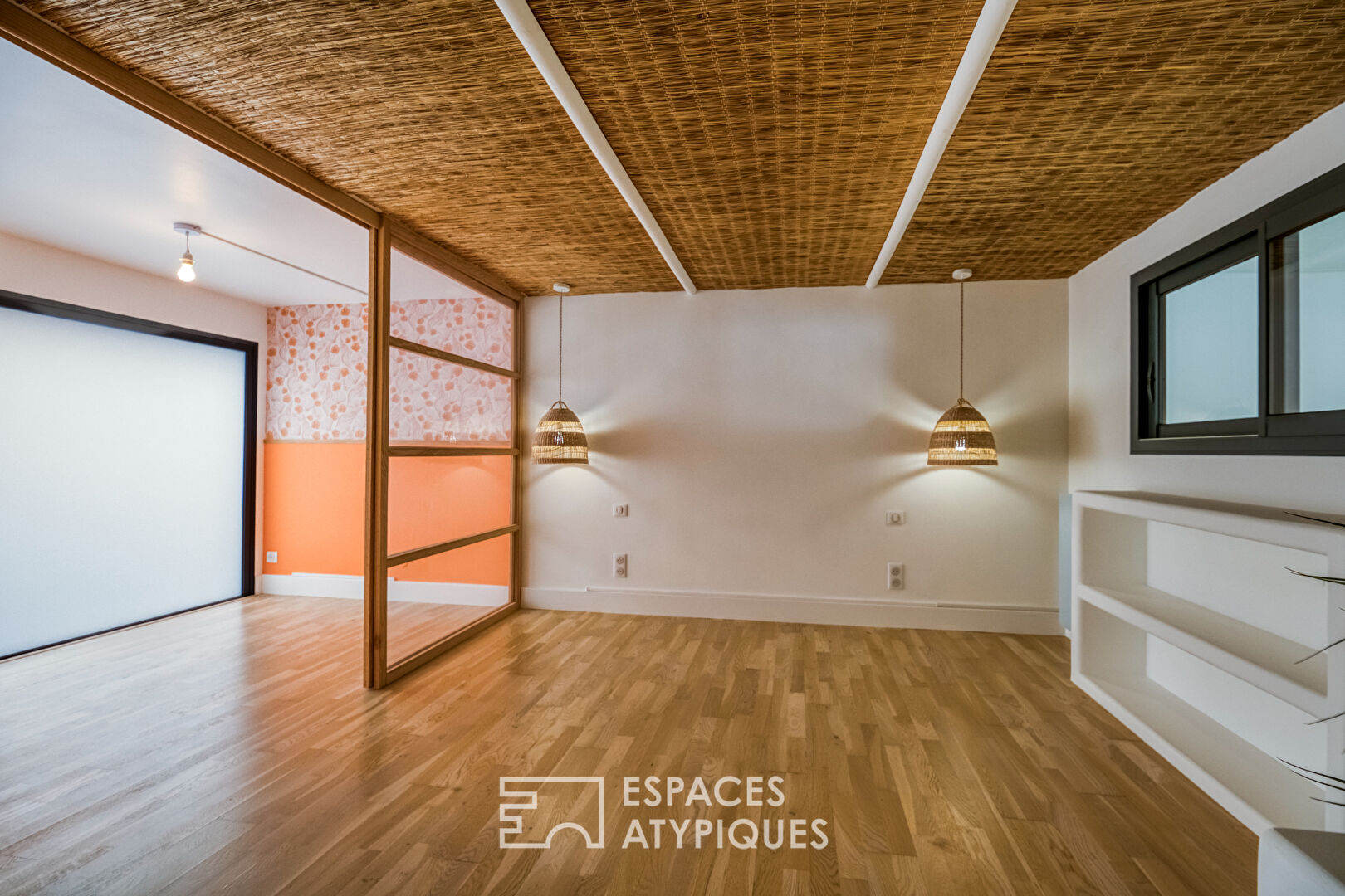 Appartement type loft en centre ville avec terrasse