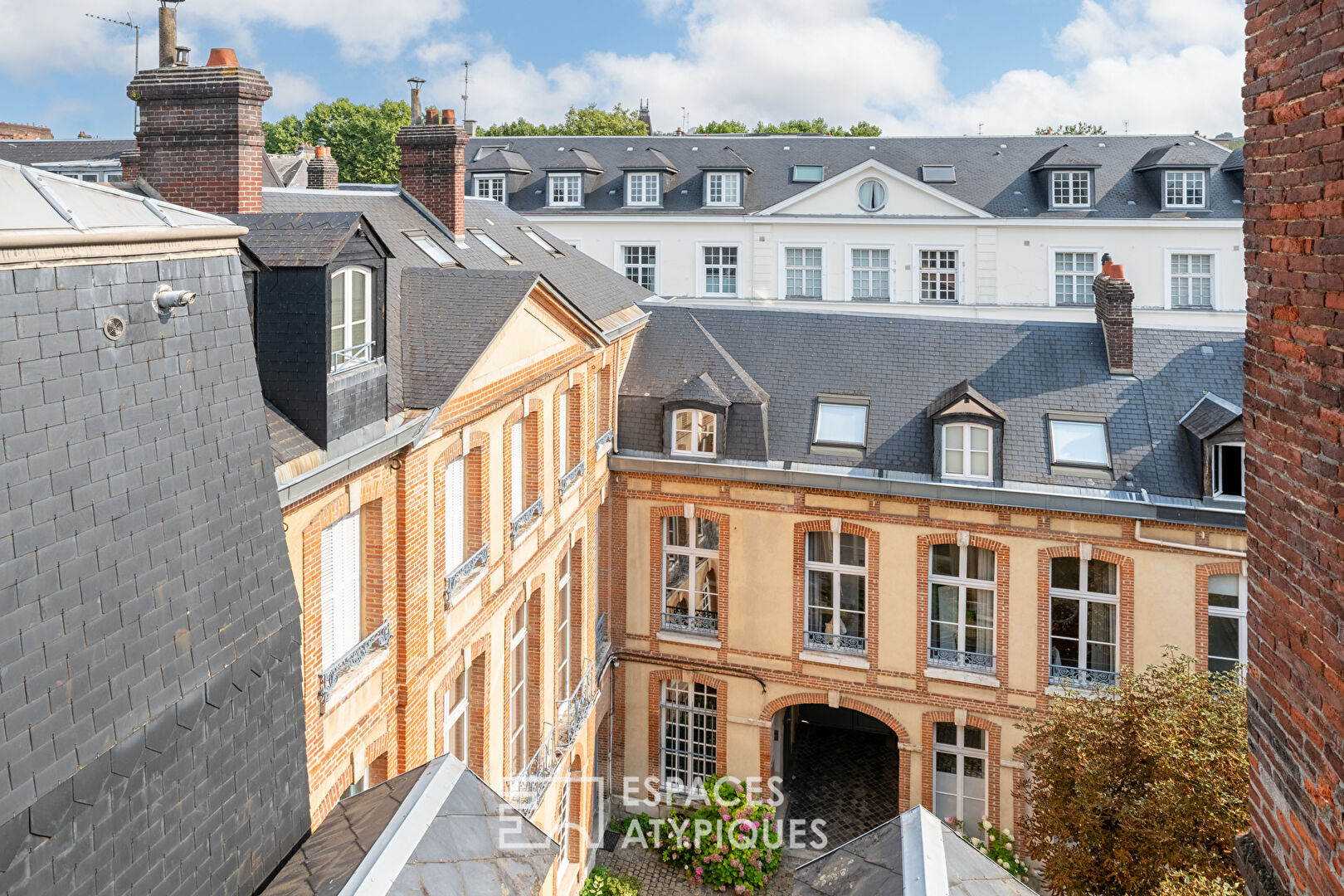 Inverted Duplex in the city center