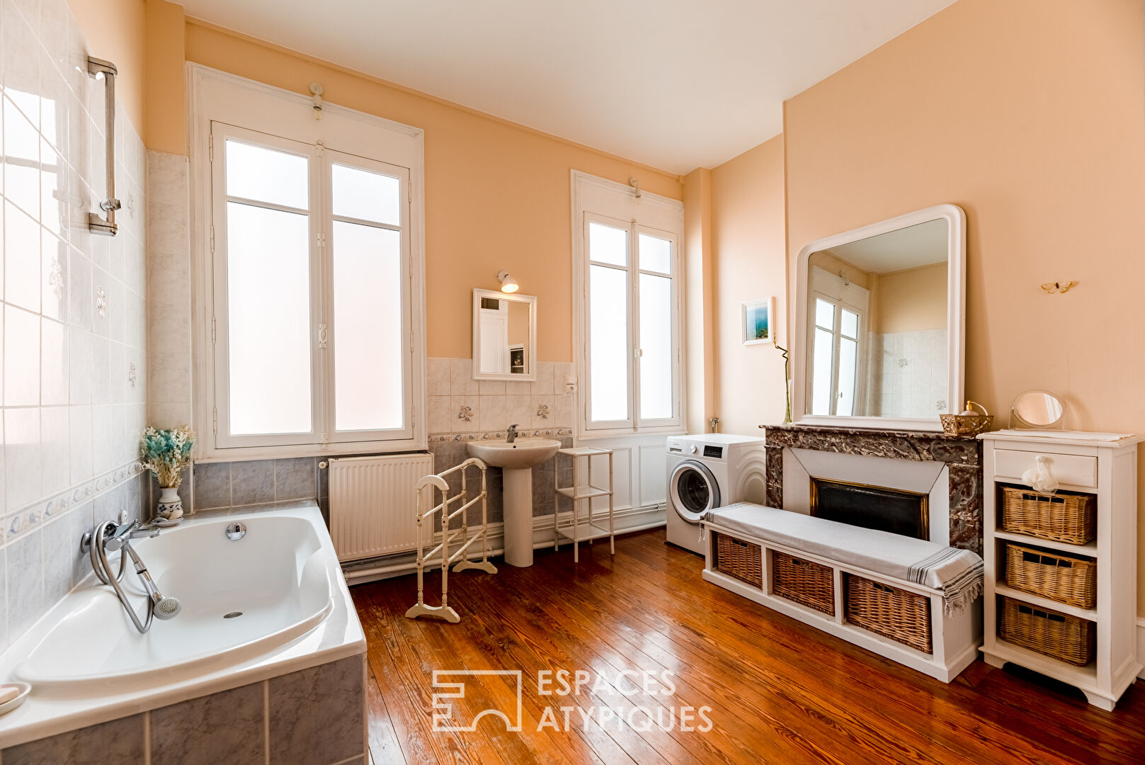 Maison bourgeoise avec dépendance et jardin
