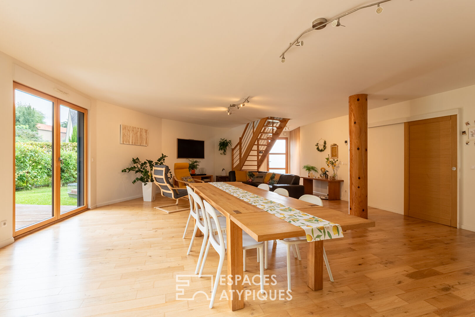 Maison polygonale en bois et sa conception bioclimatique