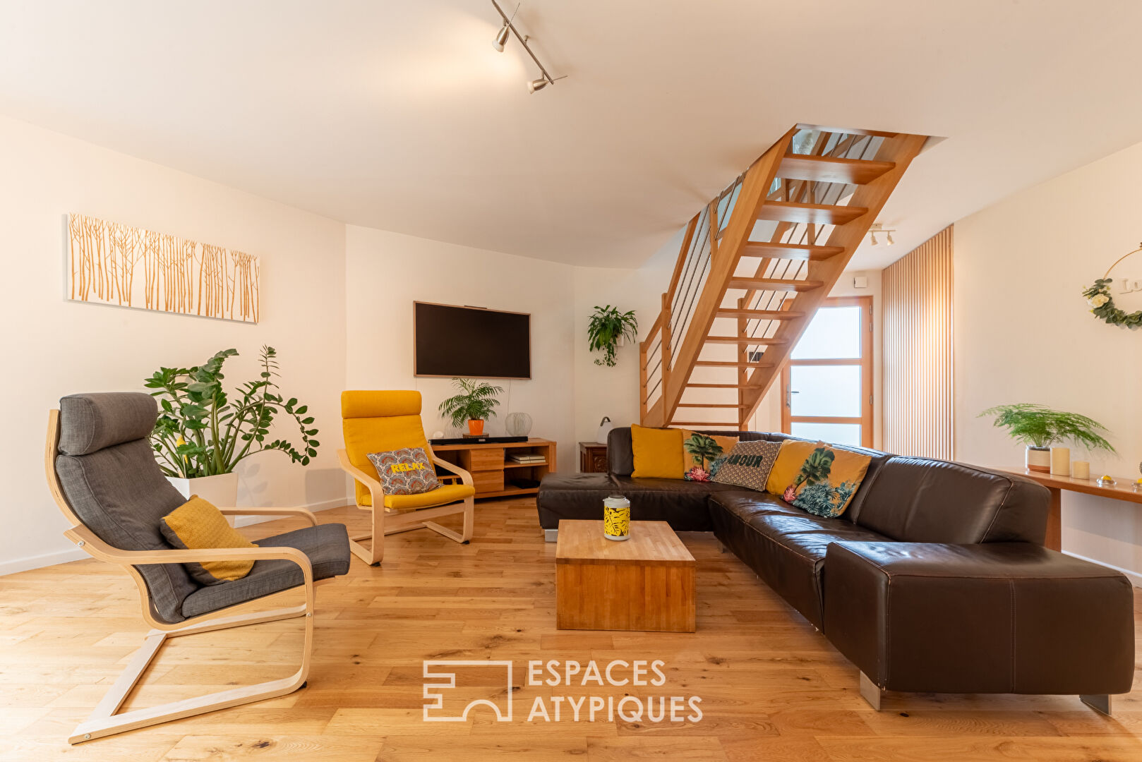 Maison polygonale en bois et sa conception bioclimatique