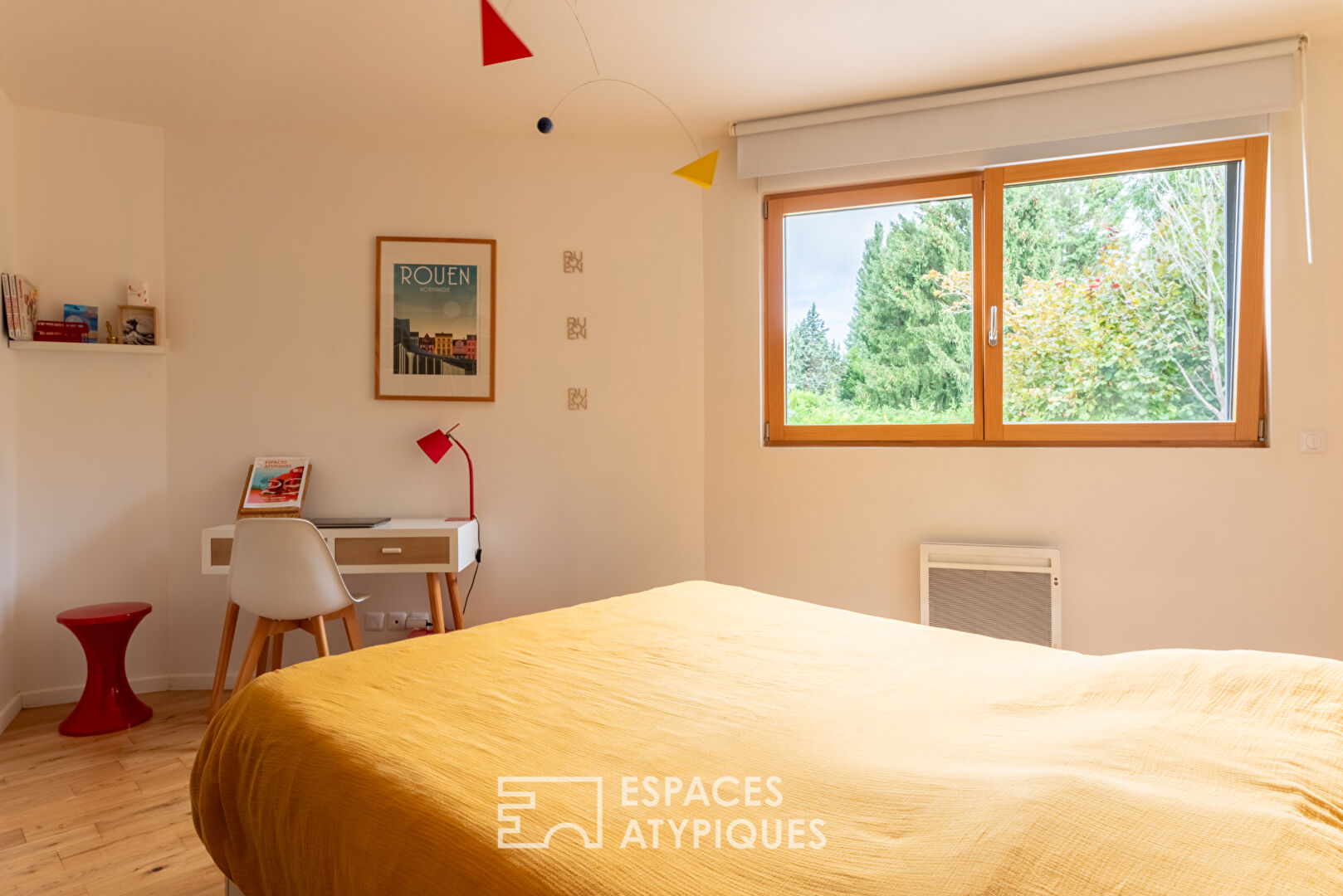 Maison polygonale en bois et sa conception bioclimatique