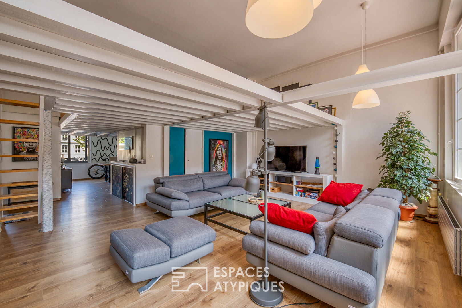 Appartement esprit Loft en hyper centre-ville