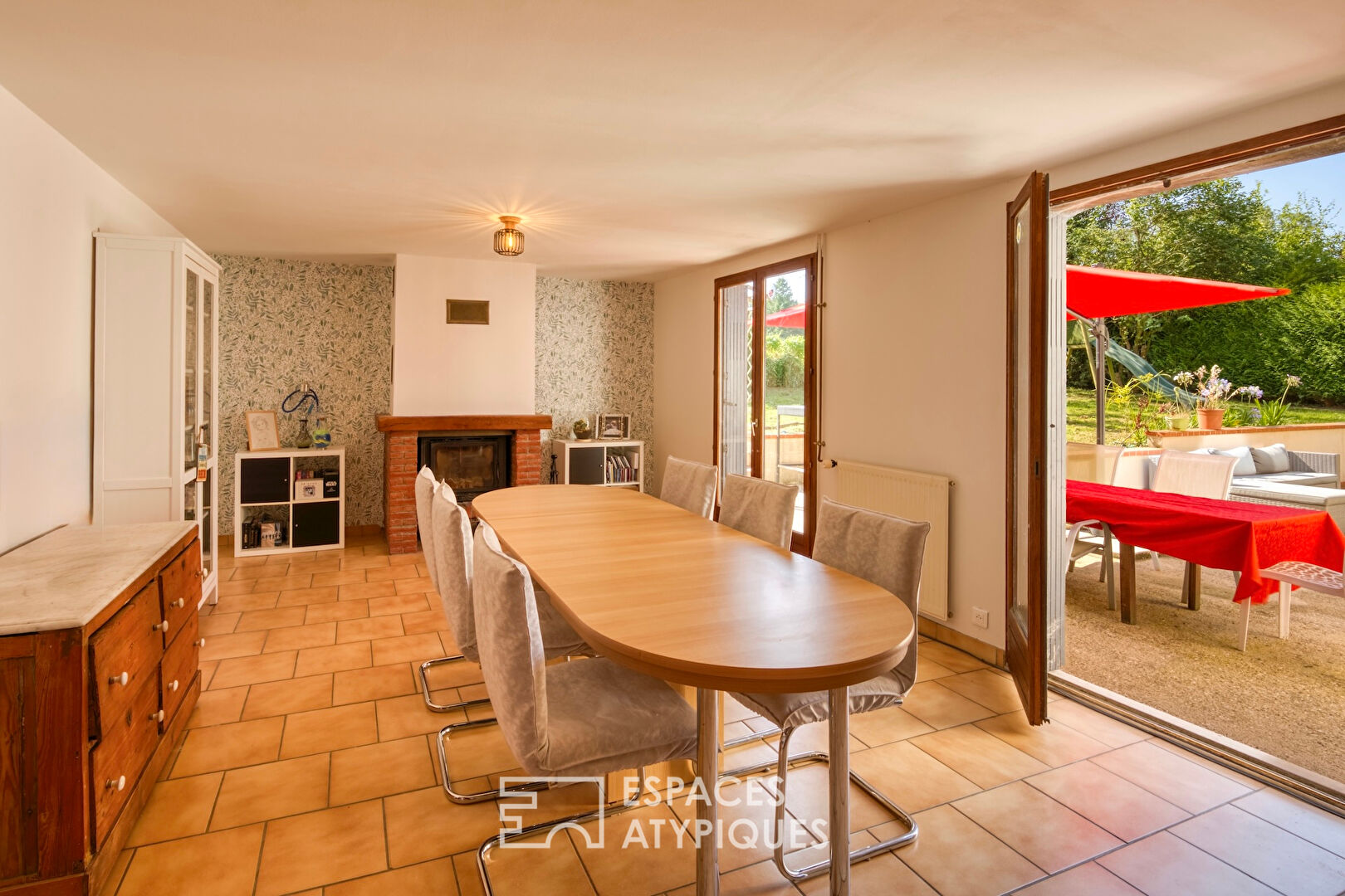 Family home in the countryside in the heart of the Alabaster Coast