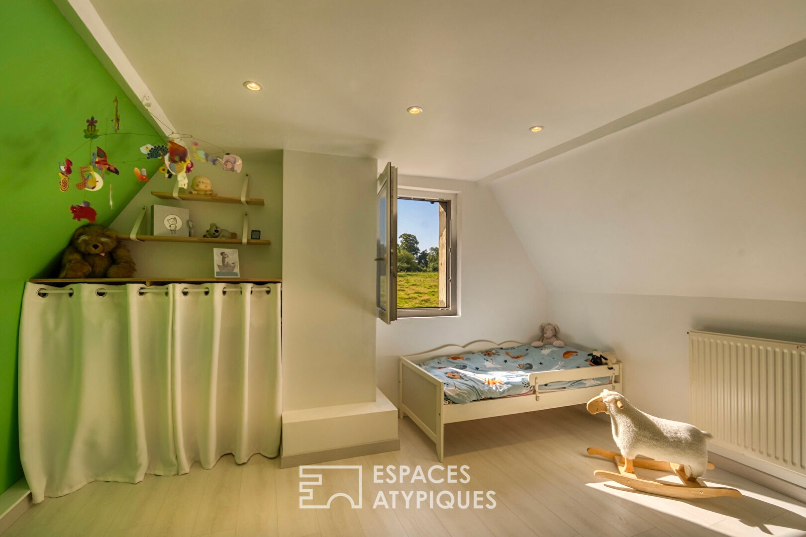 Family home in the countryside in the heart of the Alabaster Coast