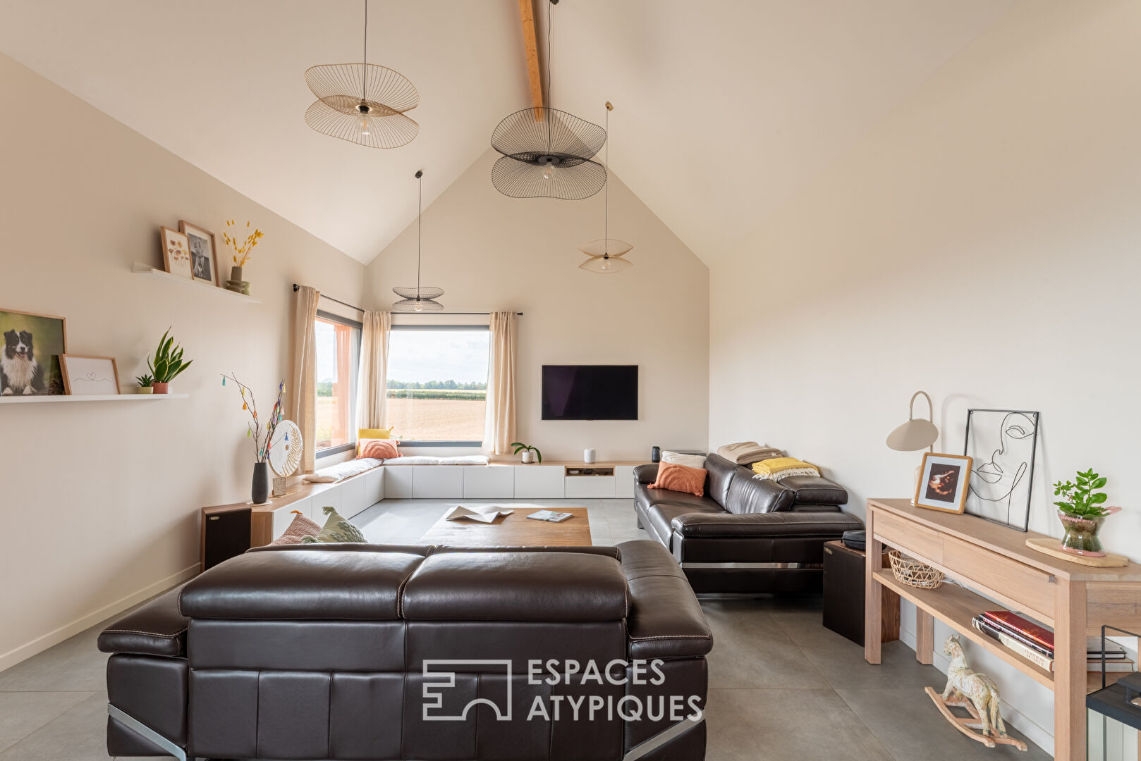 Contemporary elegance in the heart of the countryside