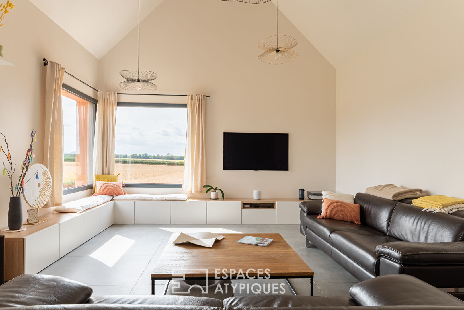 Contemporary elegance in the heart of the countryside