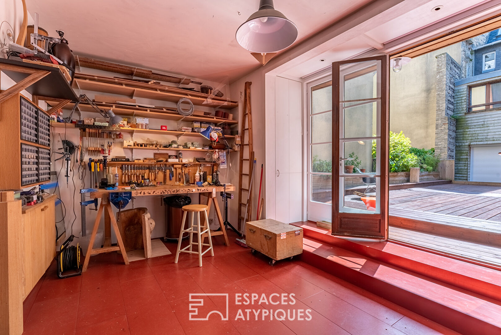 Généreux appartement avec terrasse privative
