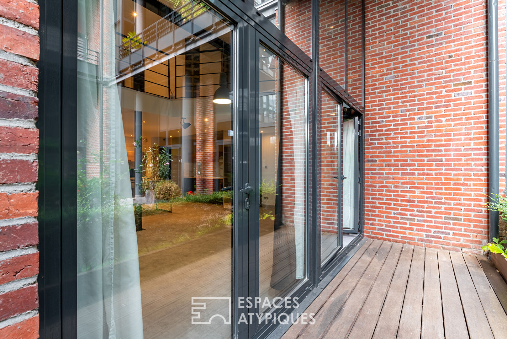 Loft avec terrasse dans une ancienne filature