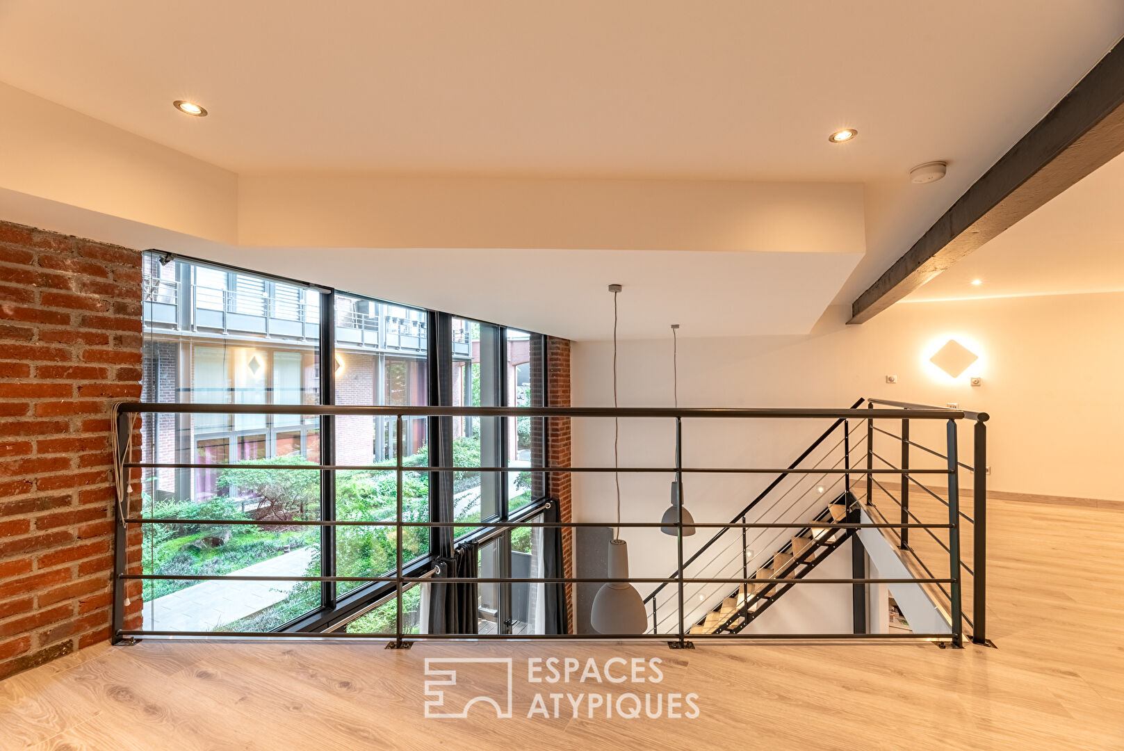 Loft avec terrasse dans une ancienne filature