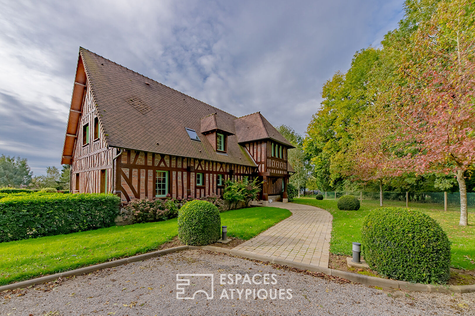 Maison d’architecte en ossature bois au charme de l’ancien