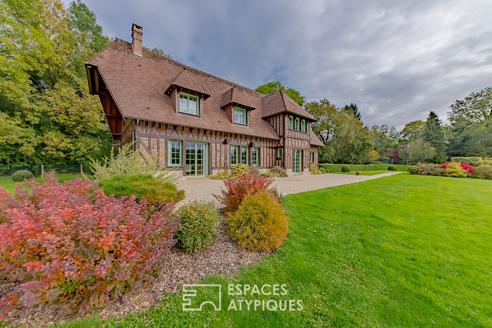 Maison d’architecte en ossature bois au charme de l’ancien