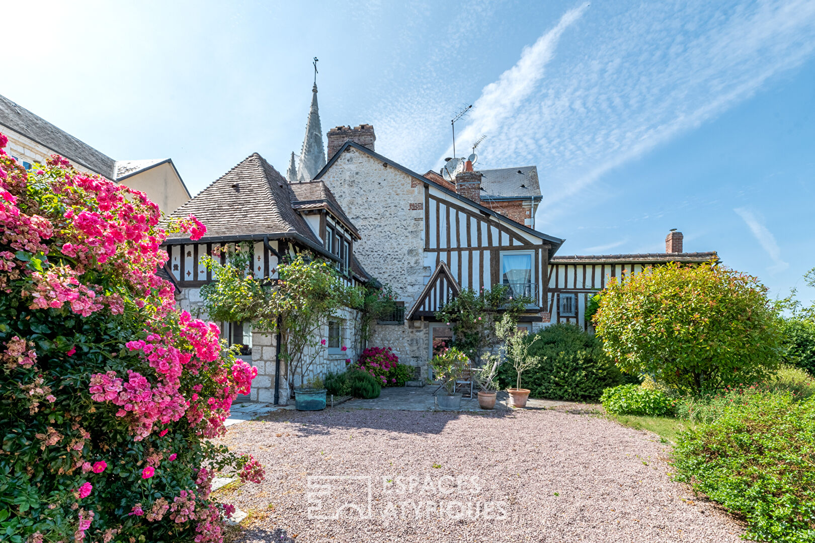 Maison de caractère face à la Seine