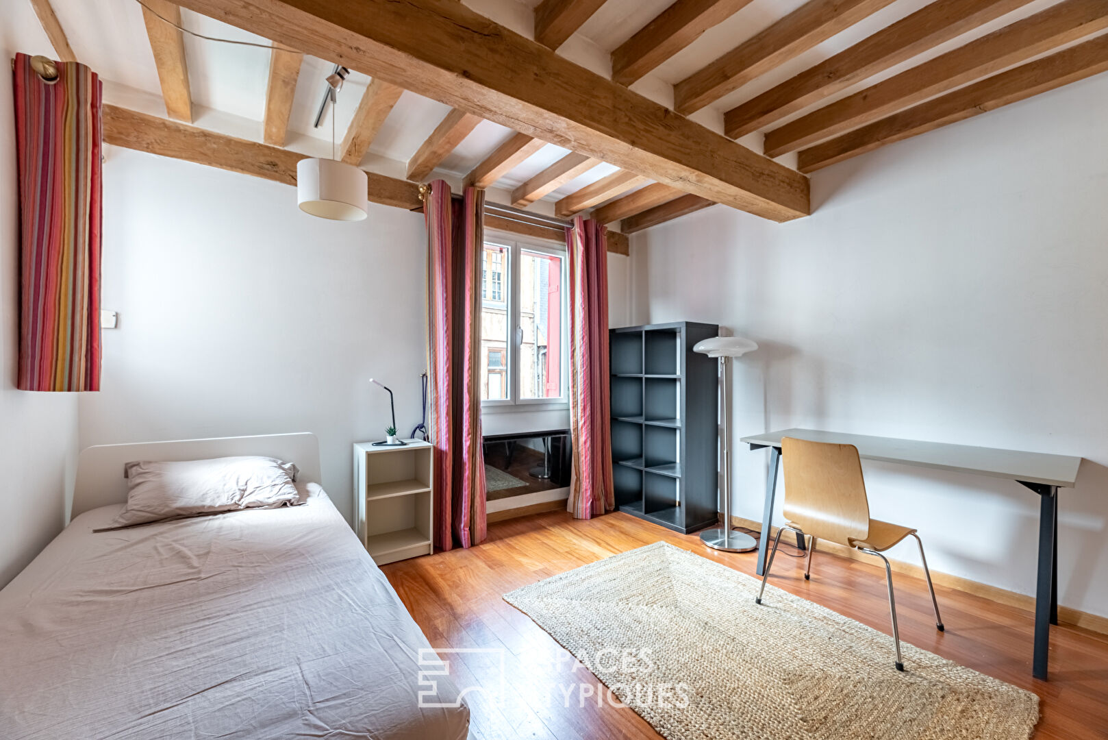 Townhouse with garage in the historic heart of Rouen