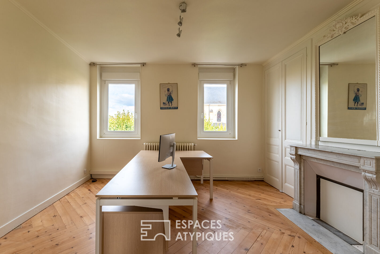 Elegant mansion, fully renovated