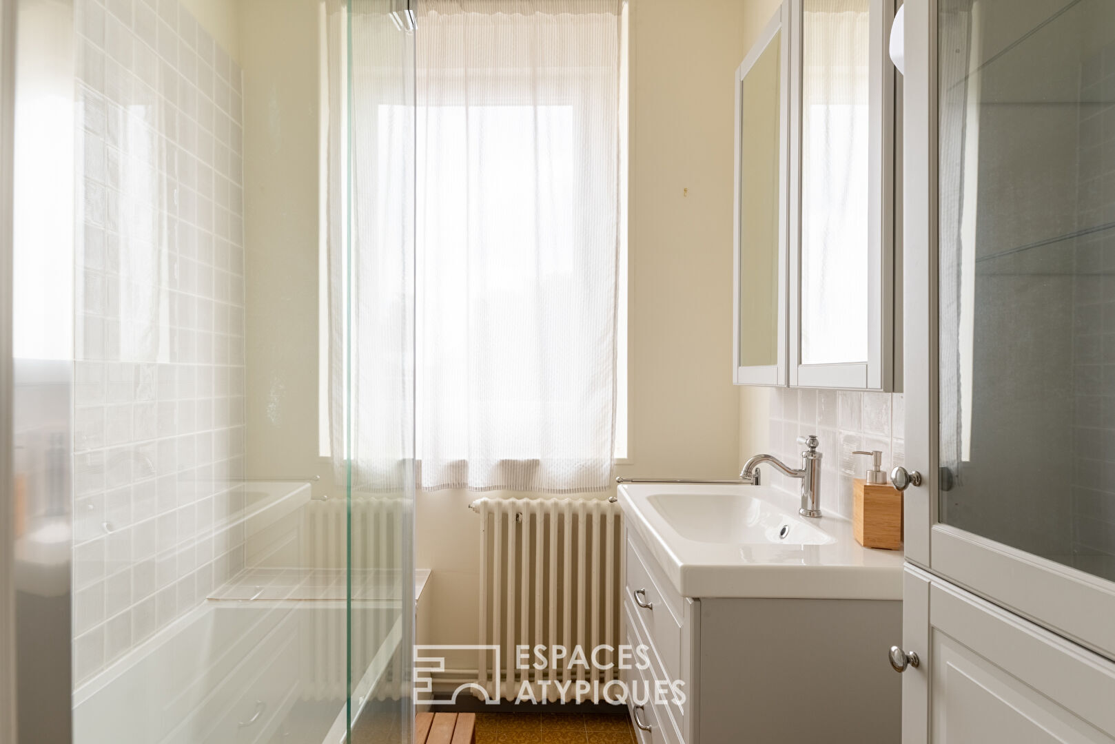 Elegant mansion, fully renovated