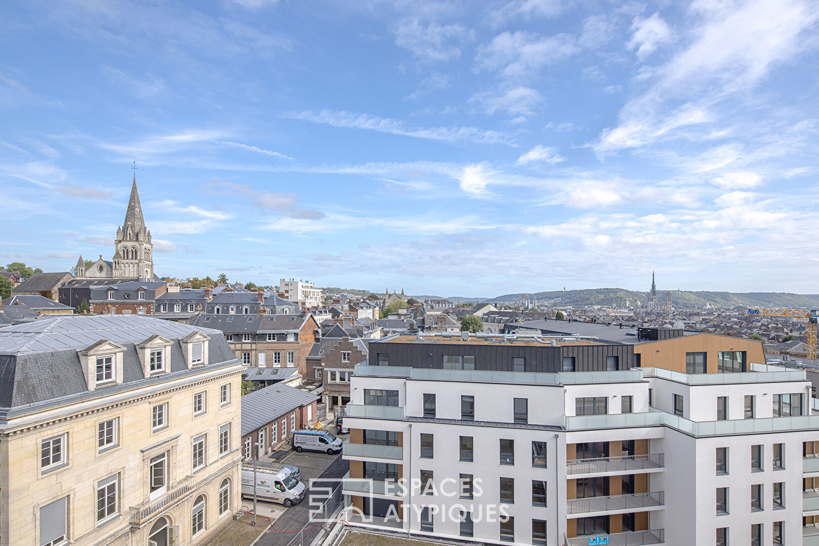 Magnificent Duplex Apartment with 360° Panoramic View of Rouen