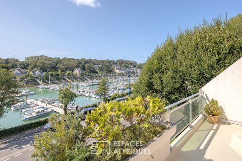 Appartement avec vue sur le port de plaisance