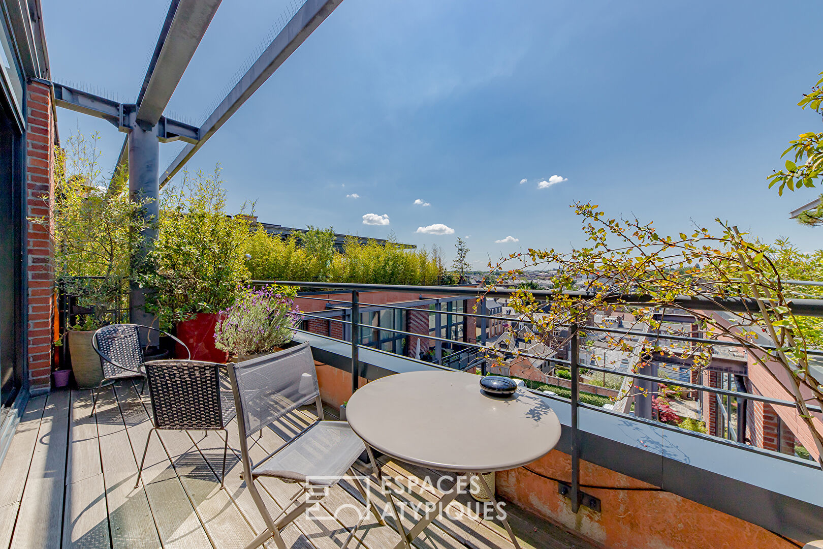 Loft grand standing avec studio indépendant et terrasse avec vue sur Rouen