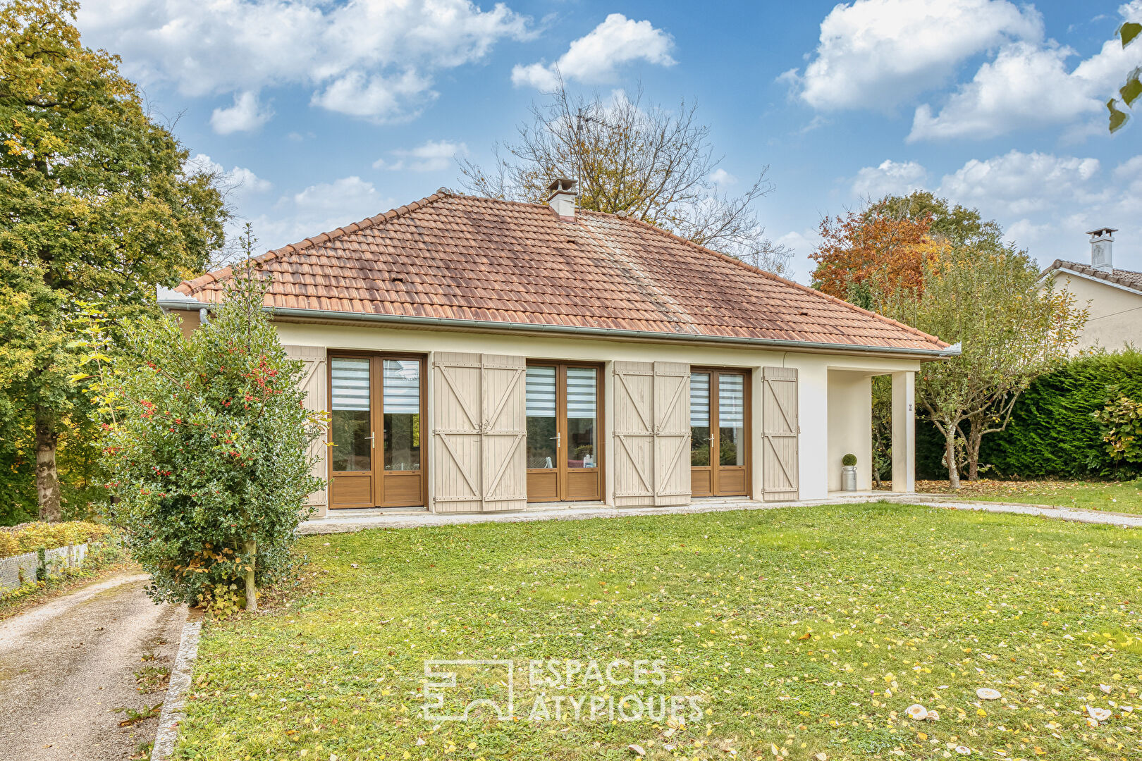 Single-story house with lake view