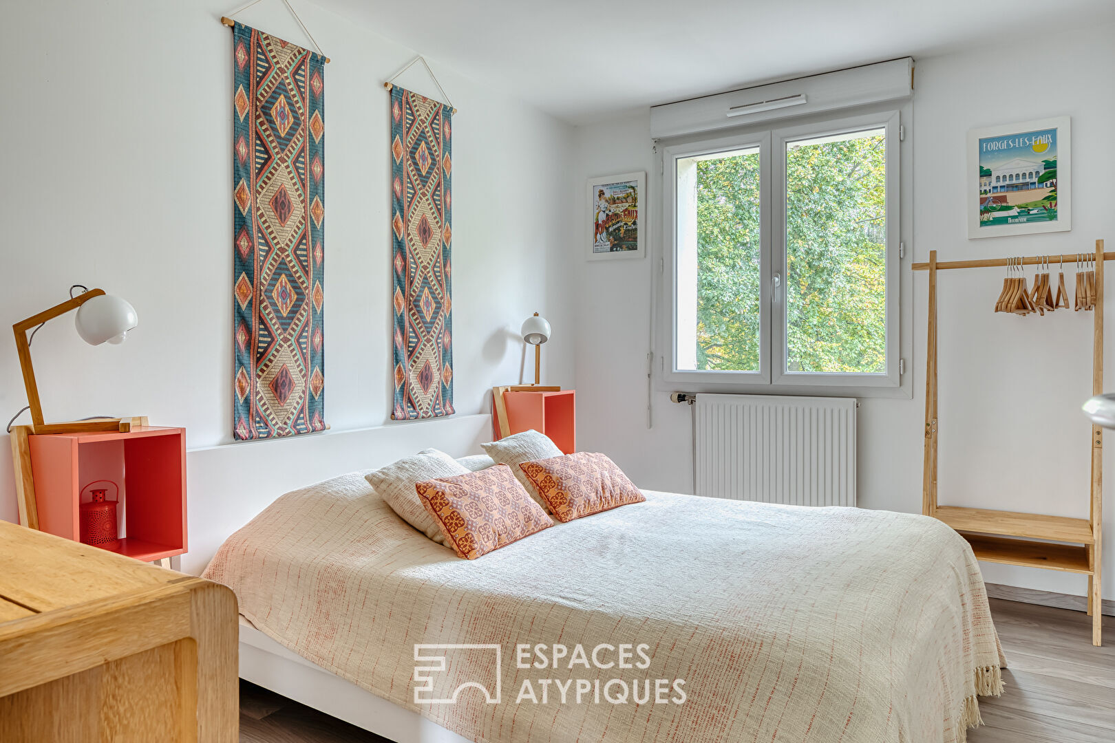 Single-story house with lake view