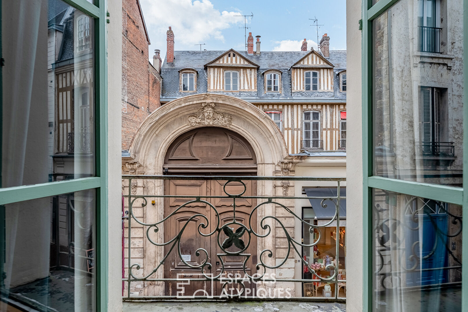 Appartement dans un immeuble de style en hyper centre