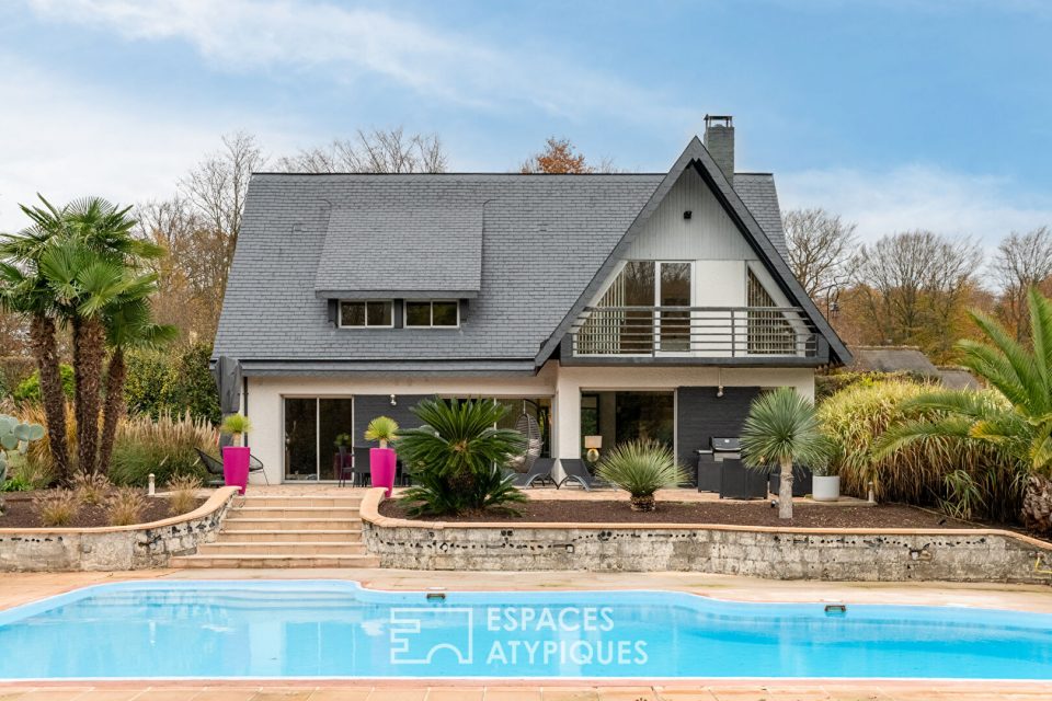 Elégante maison contemporaine avec piscine et parc arboré