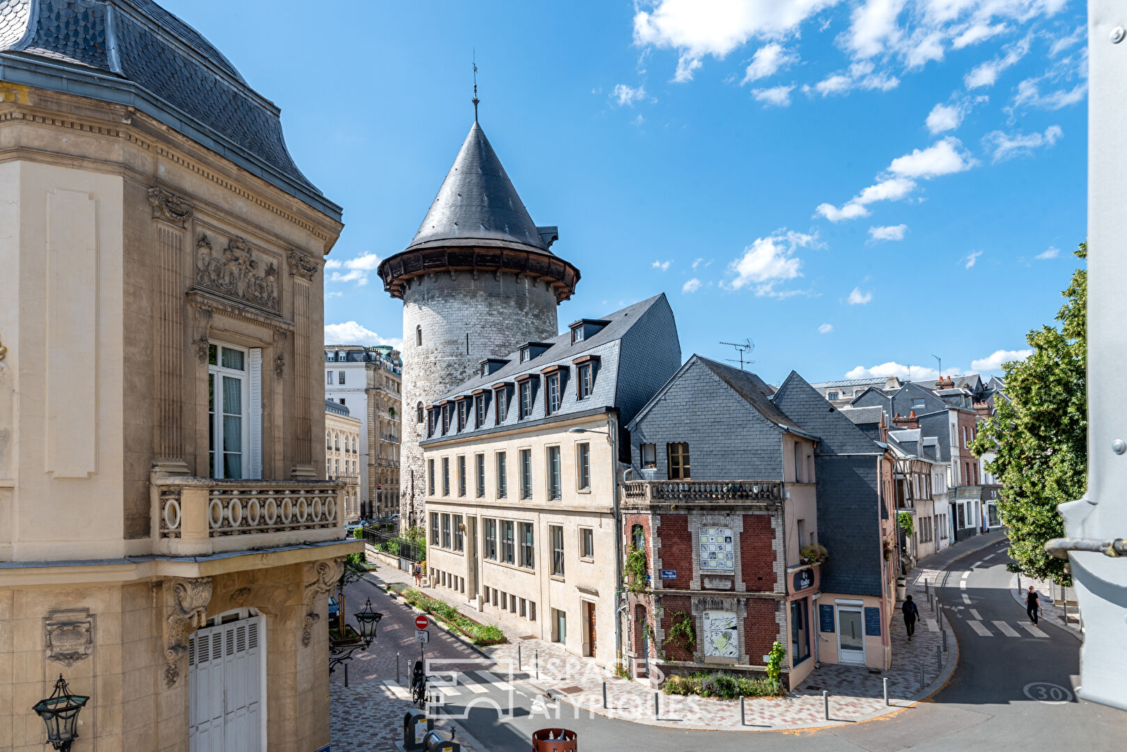 Appartement cosy avec vue sur le donjon