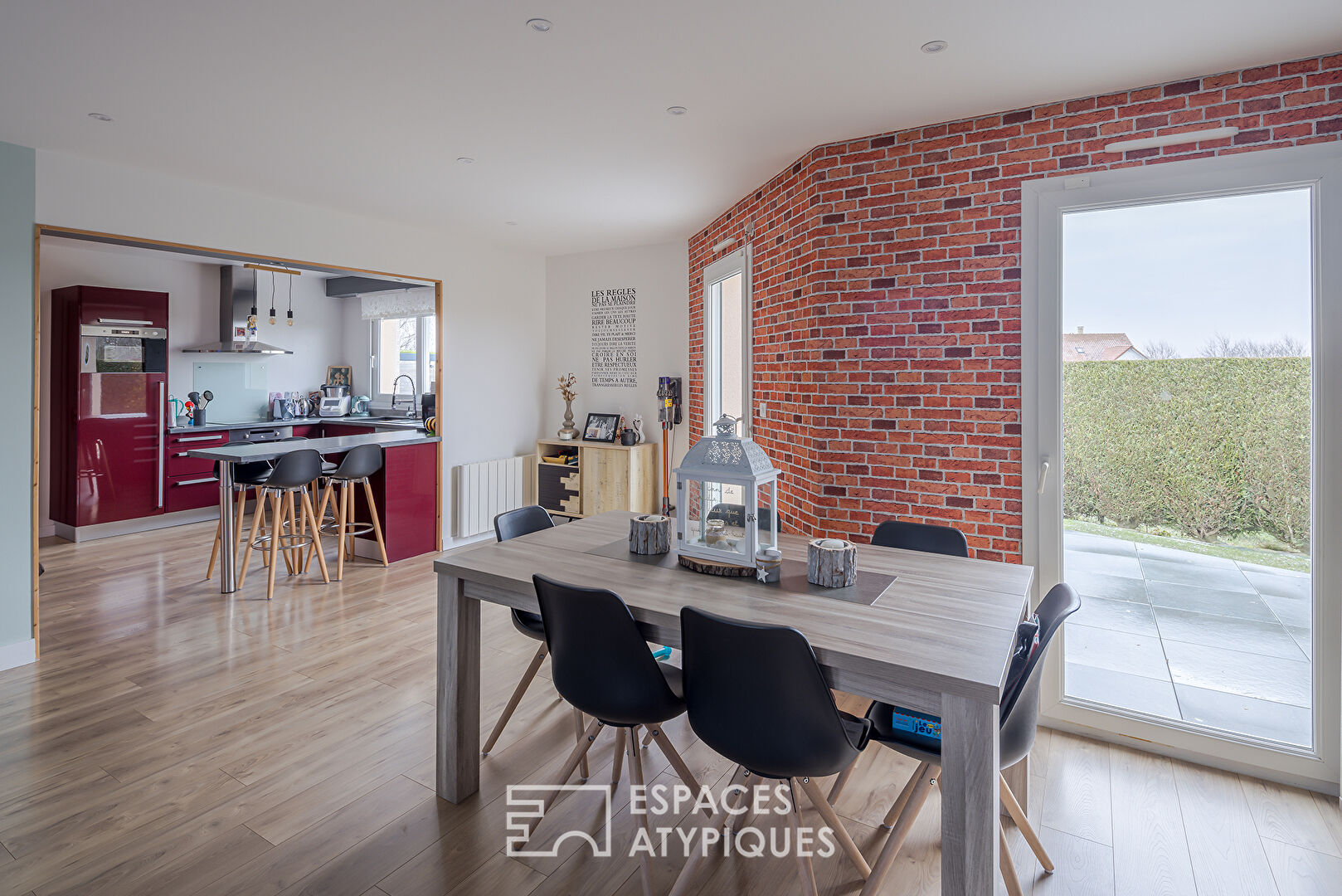 Maison contemporaine avec vue sur la campagne normande