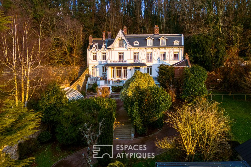 Propriété bourgeoise du 19ème siècle avec son parc arboré