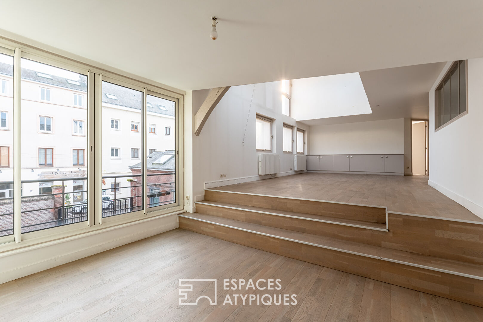 Loft d&rsquo;artiste en duplex