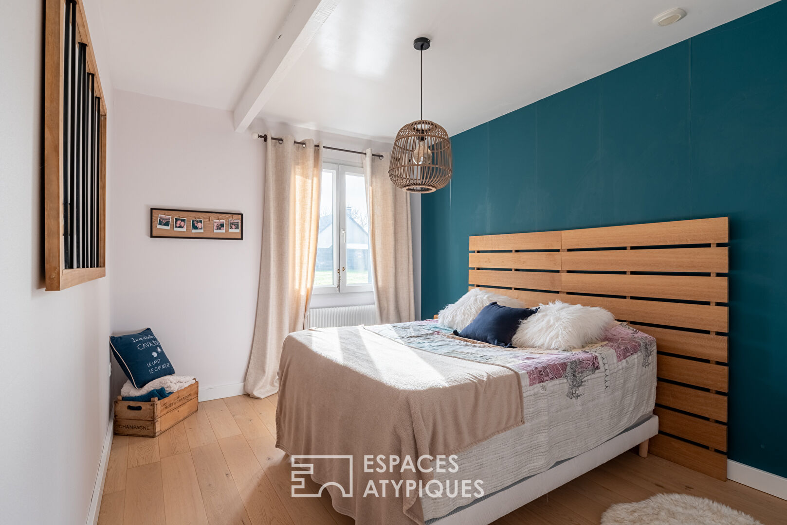 Ancien atelier auto réhabilité en maison contemporaine