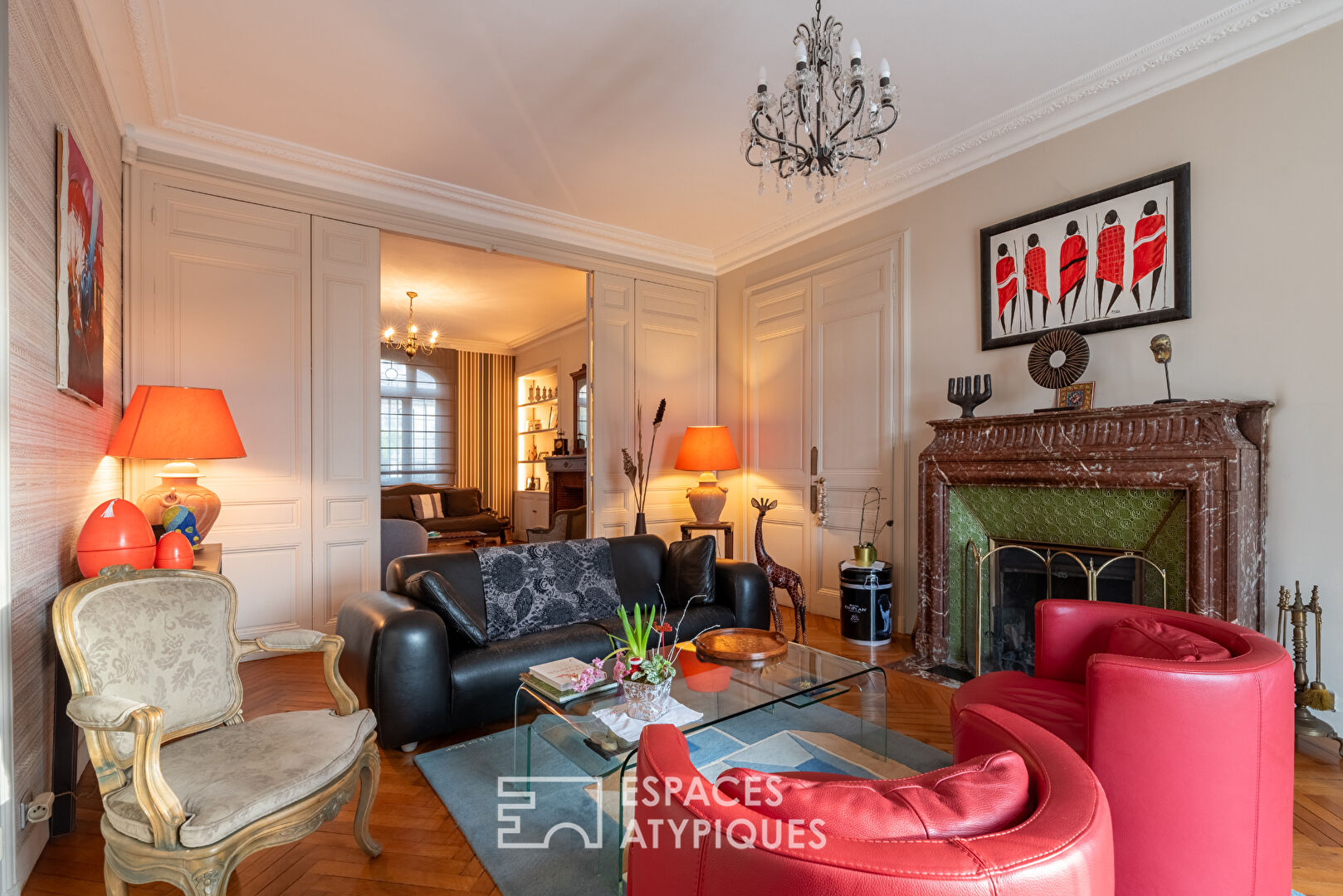 Demeure de maître aux volumes d&rsquo;exception avec dépendance