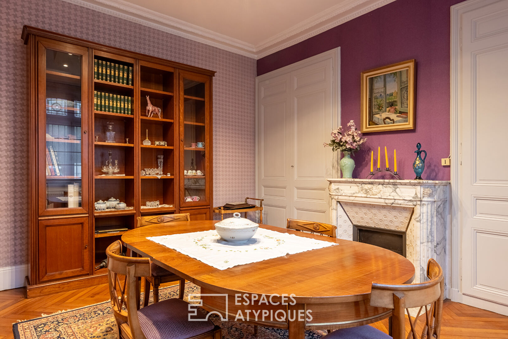 Demeure de maître aux volumes d&rsquo;exception avec dépendance