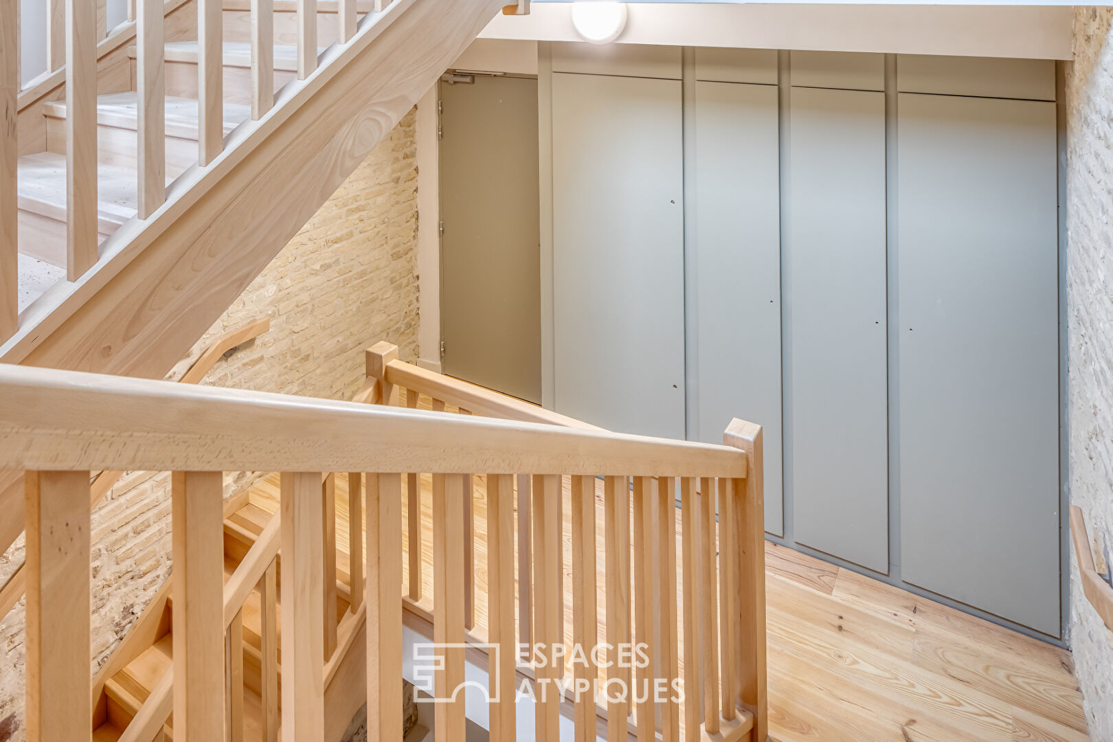 Appartement loft sous combles en coeur de ville avec Rooftop