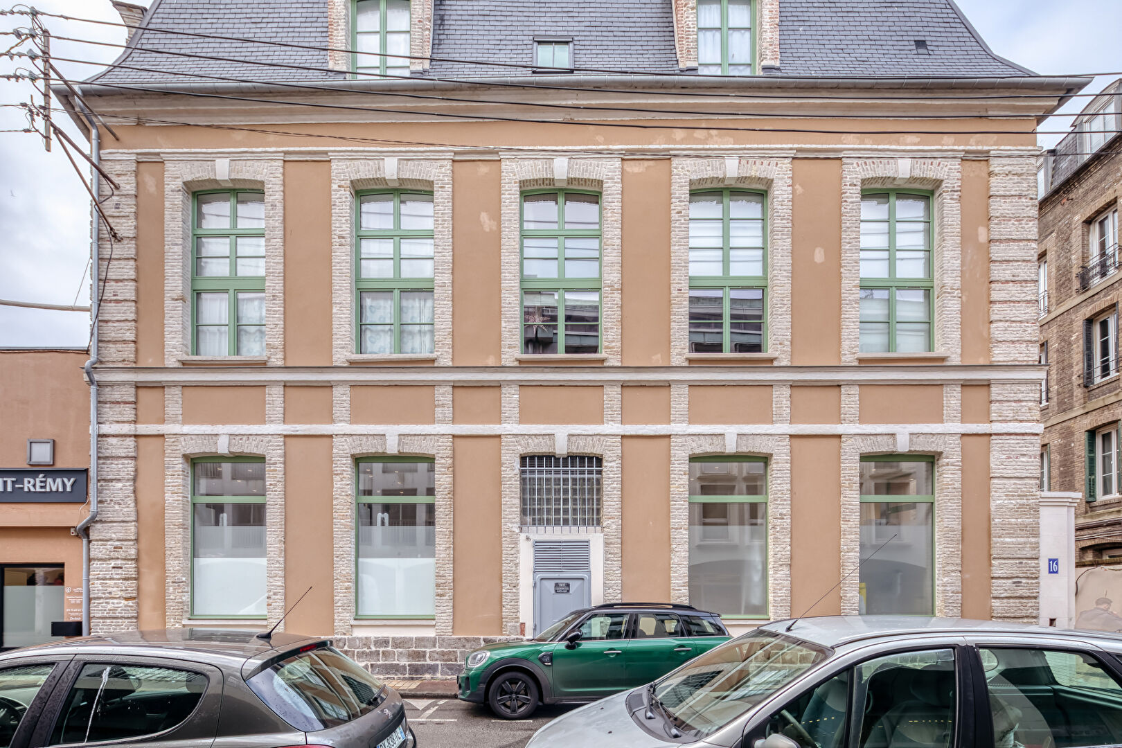 Combles à finir d&rsquo;aménager en coeur de ville