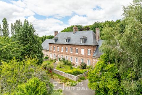 Equestrian training property with a manor house