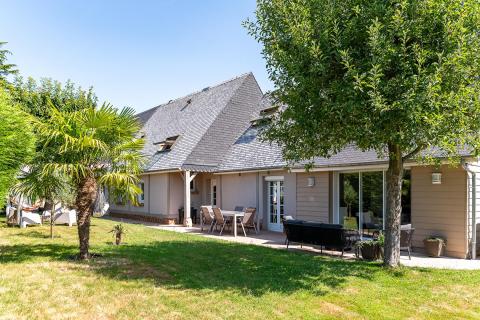 Contemporary longère and artist’s studio