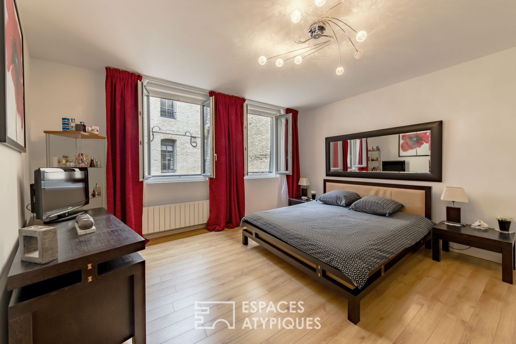 Appartement triplex rénové en bord de mer.