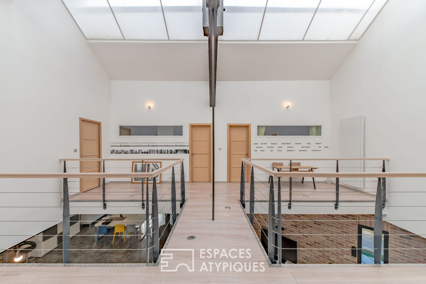 Maison loft dans une ancienne verrerie du 18e avec gîte