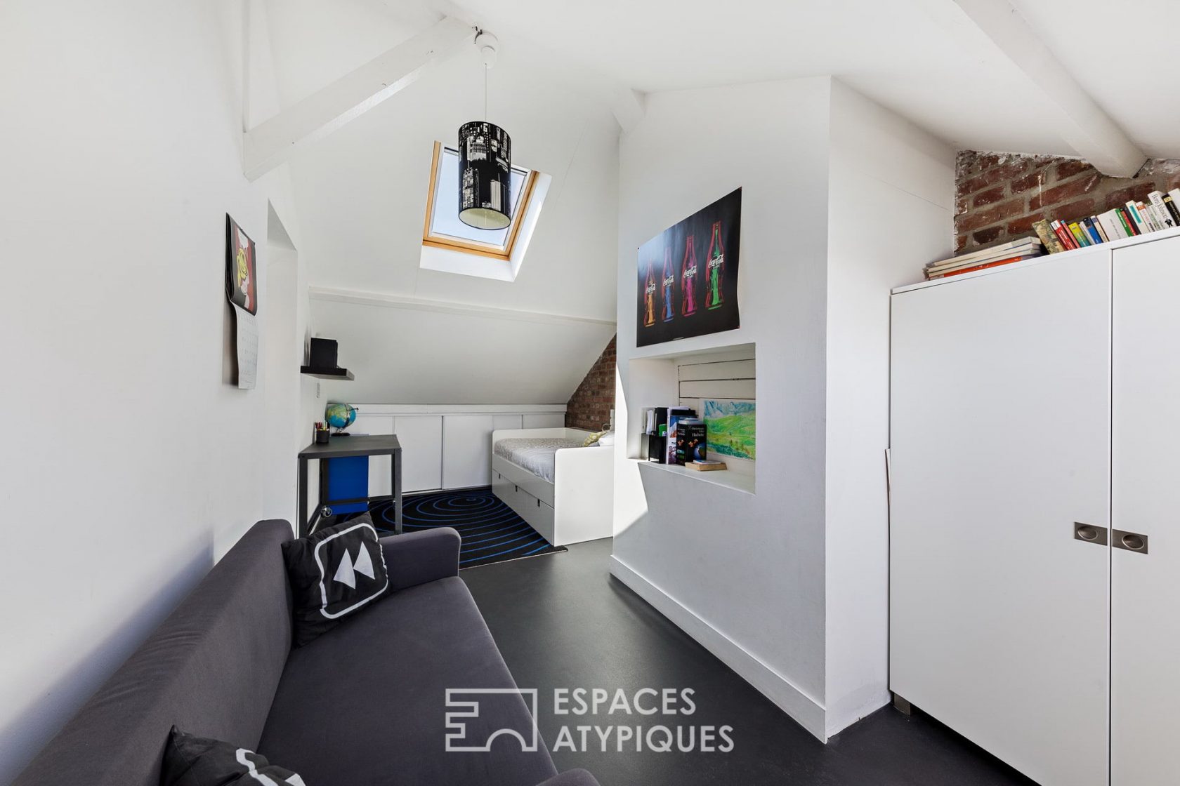 Duplex in the city center _ character and modernity