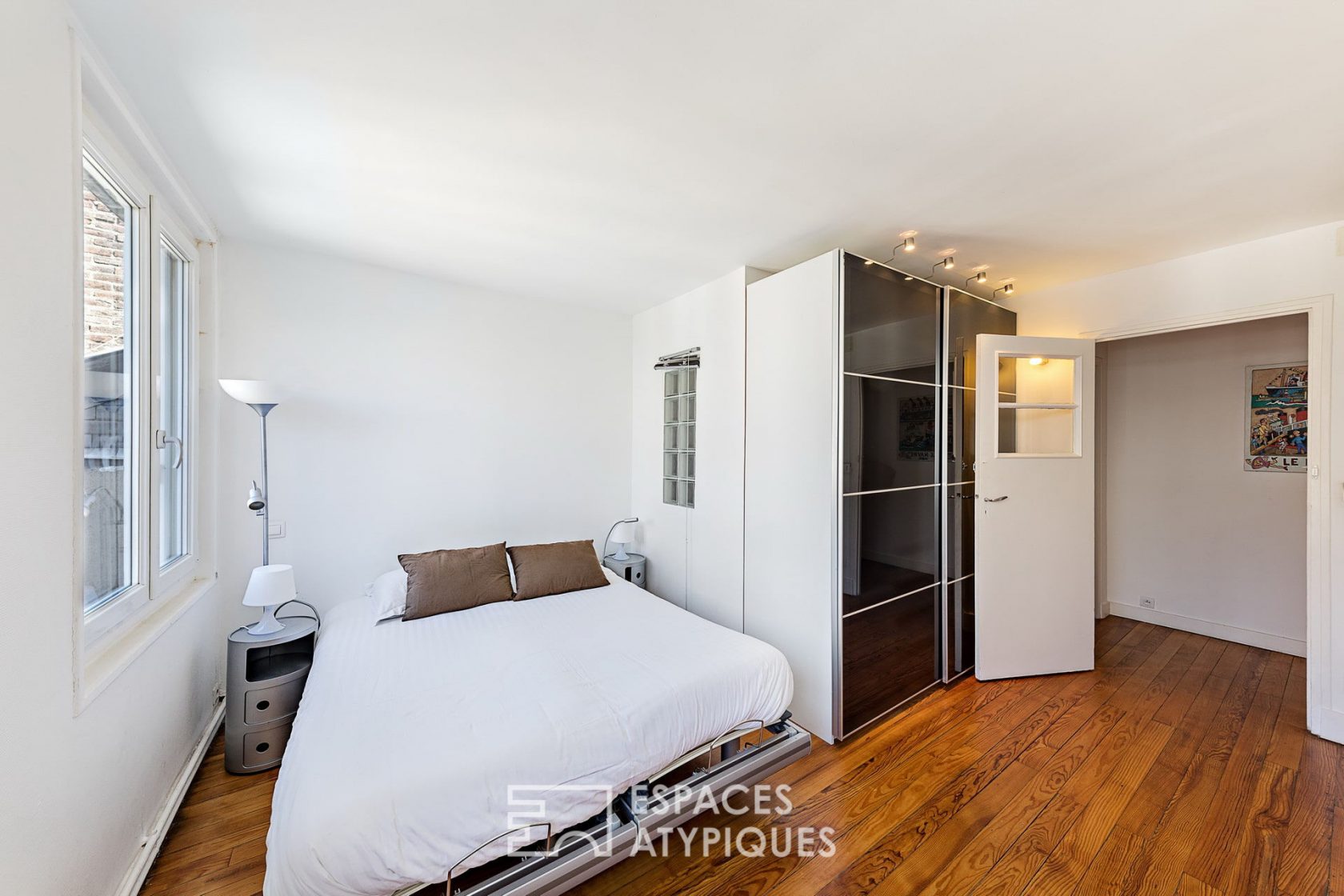 Duplex in the city center _ character and modernity