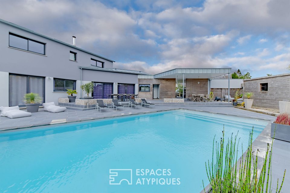 76690 CLERES - Maison d'architecte de caractère avec piscine - Réf. 3301