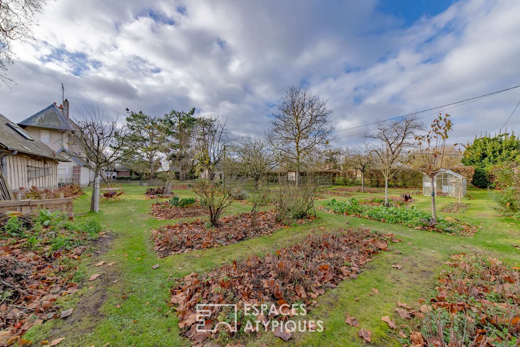 Charming 17th century rectory and its parish garden