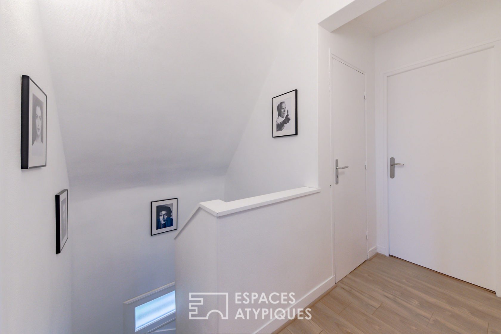 Quiet 70s semi-detached house