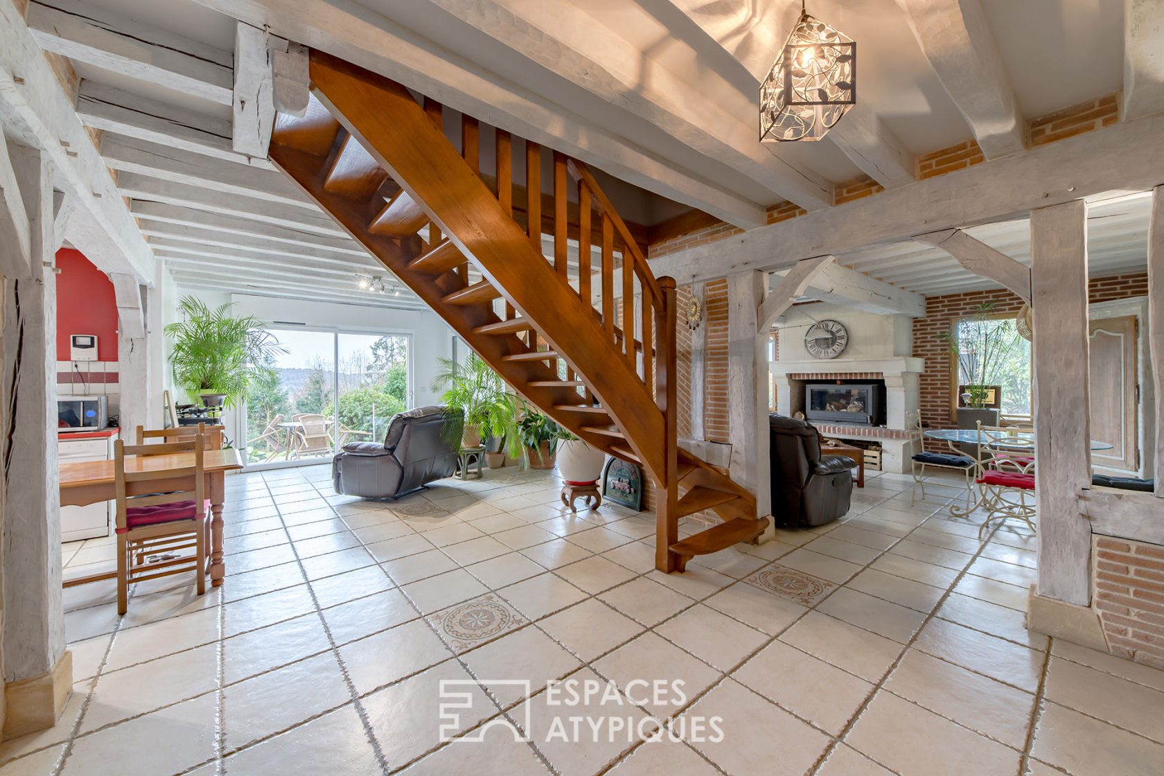 Norman house with unobstructed view of the valley