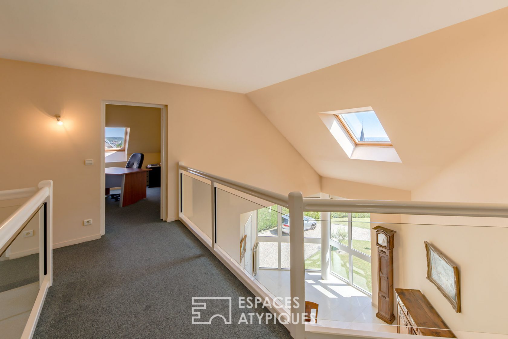 Contemporary house with panoramic views of Rouen