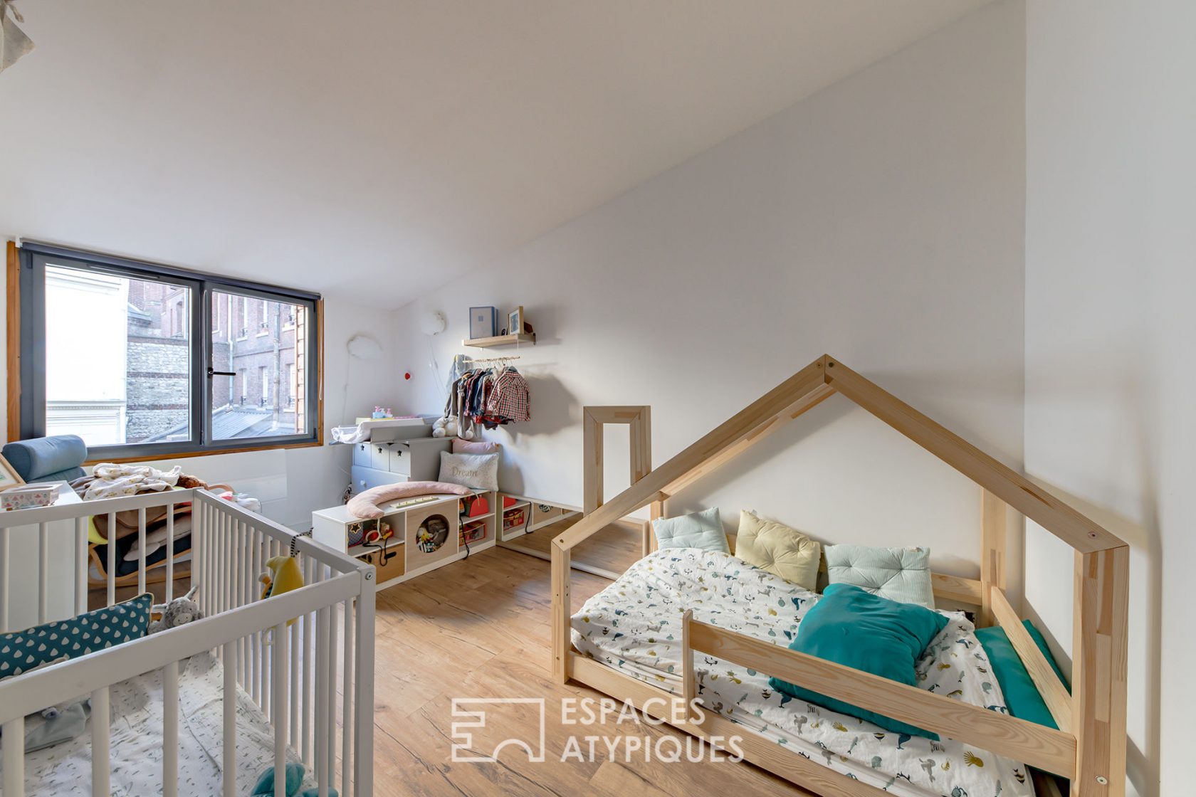 Apartment with historical remains in the heart of the city