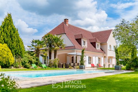 Propriété normande à l’abri des regards avec piscine