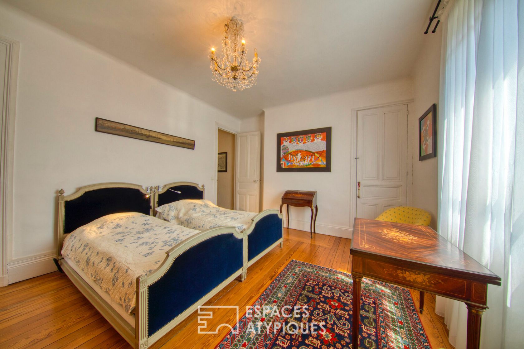 Haussmannian apartment in an exceptional building in the city center